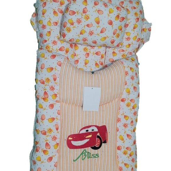 Baby snuggle nest bed True L'Amour - Picture 1 of 4